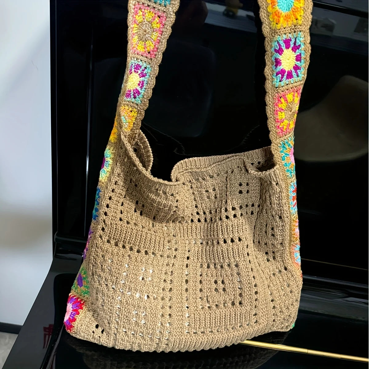 Sac bandoulière bohème en effet crochet, ultra tendance. Parfait pour un look festival ou casual. Livraison rapide AliExpress.
