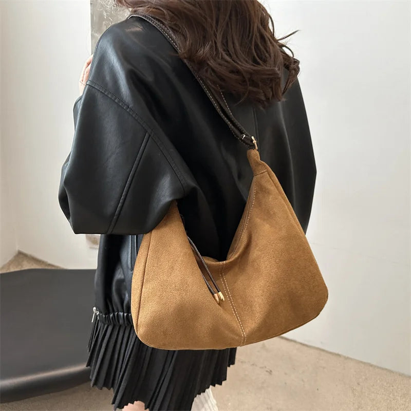 Sac à Main Femme Daim Bandoulière Casual Sac en Bandoulière Croisée Luxe Clutch Design Croissant Hobo Bohème.
